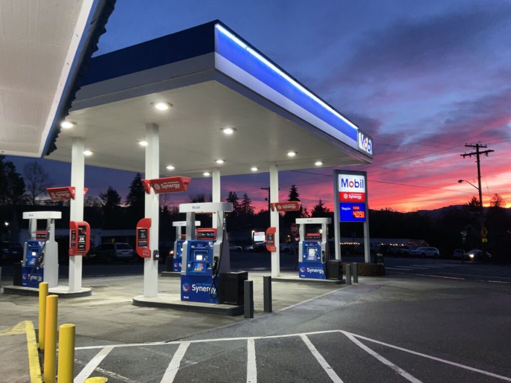 beautiful sunset in tracyton